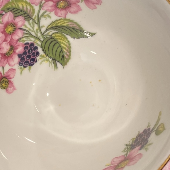 Vintage Teacup and Saucer, Crownford, England, Bone China - Picture 3 of 12